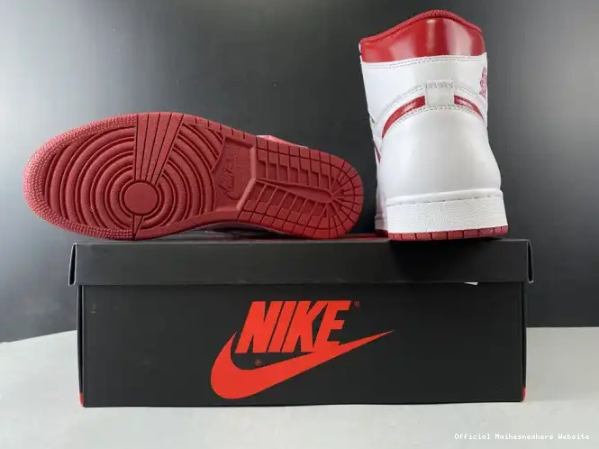 Official Maikesneakers Metallic Red Retro 555088-103 1 Air Jordan (2017) 0516
